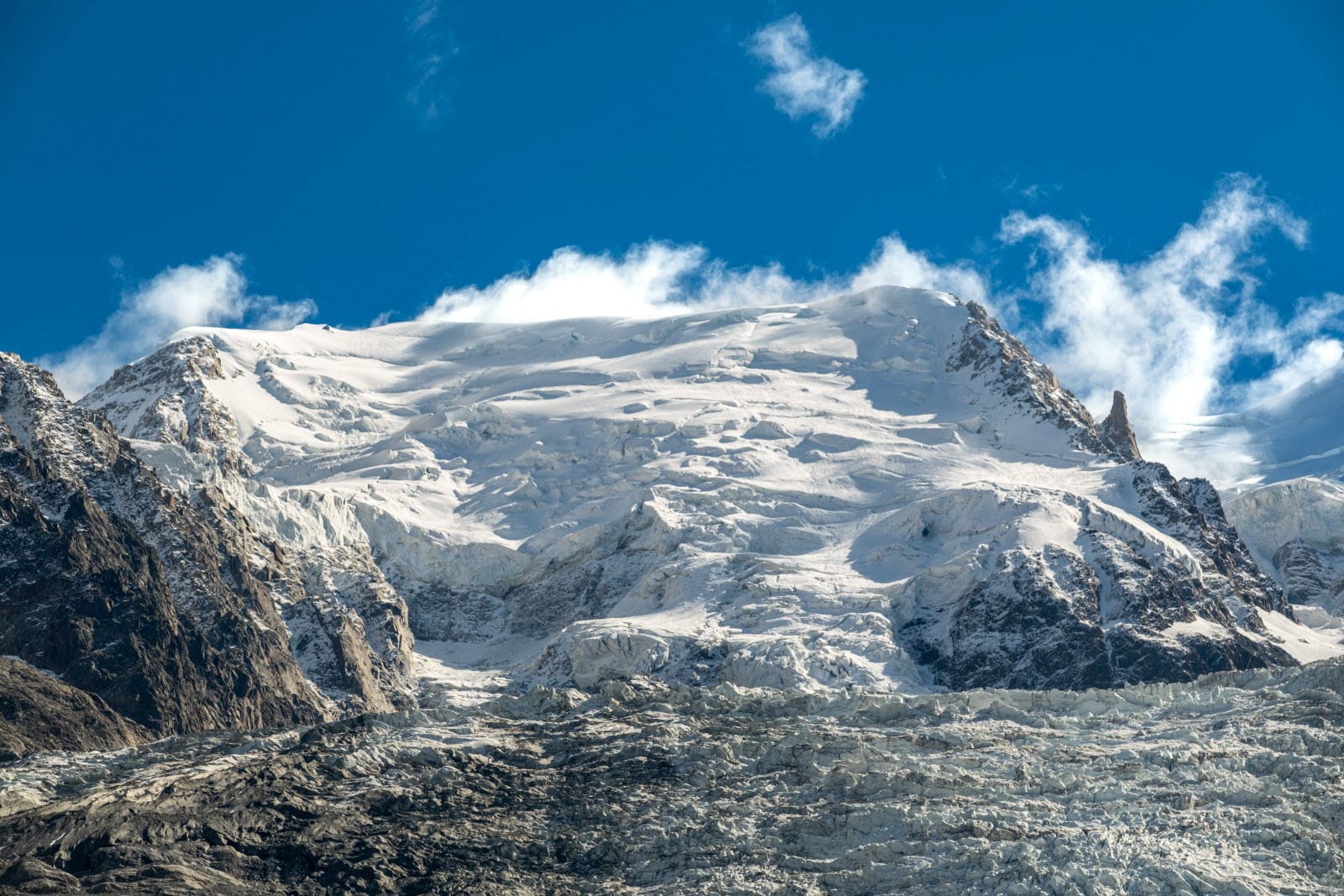 Mont-Blanc, nouveau drame ce week-end : deux alpinistes français meurent après une chute 