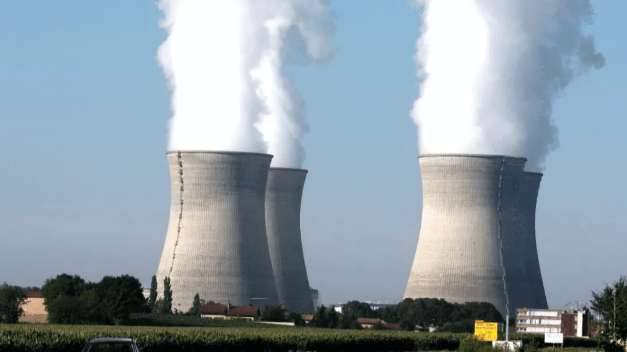 Nucléaire près de Lyon : le projet EPR2 suscite une vague d’inquiétudes