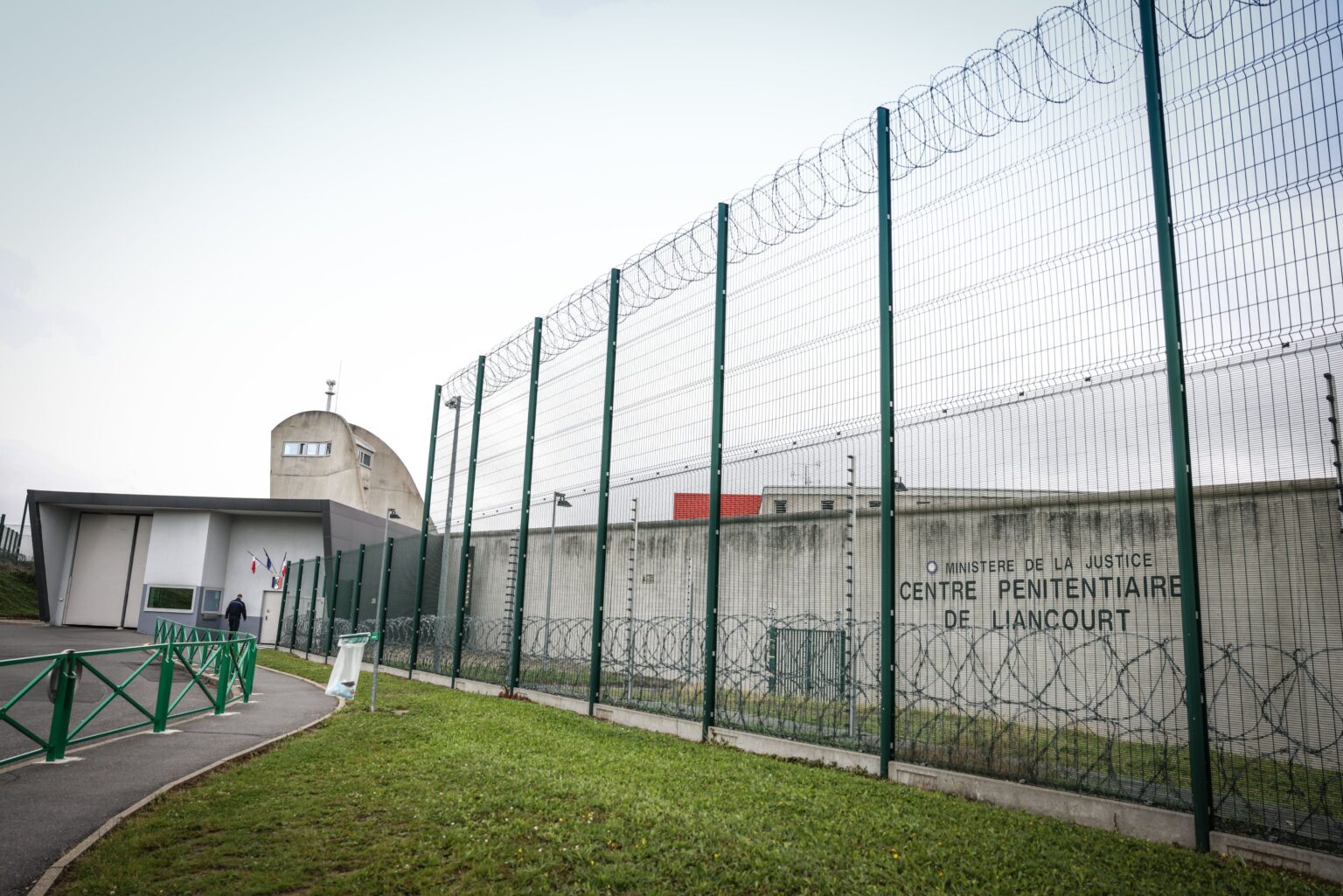 Oise : un vaste trafic de drogue orchestré depuis la prison de Liancourt démantelé 