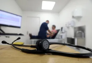 Réintégration des étudiants en médecine formés à l’étranger : la fronde du monde médical