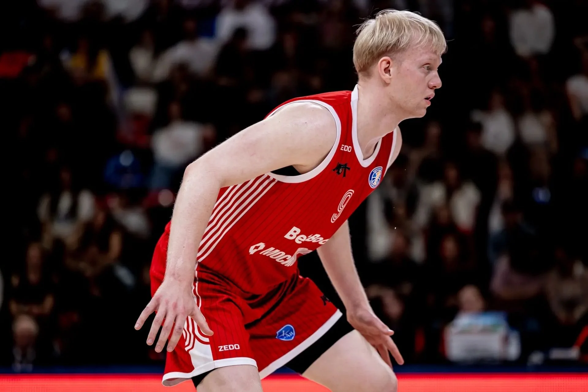 Un basketteur russe arrêté à Roissy, soupçonné de cyberattaques contre les États-Unis