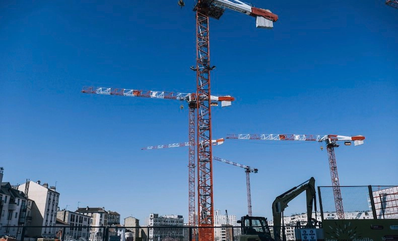 Un chantier sous le choc, une intervention massive