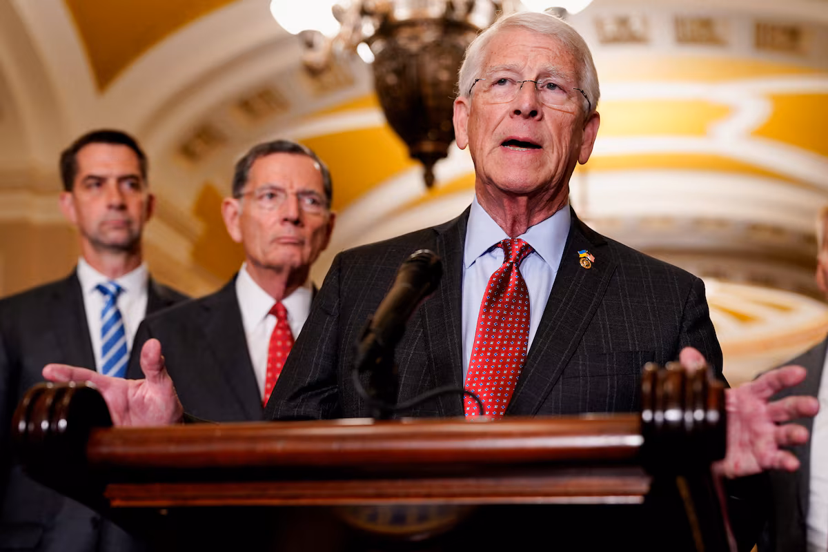 Un haut sénateur américain attendu à Taïwan alors que les tensions s'exacerbent entre Washington et Pékin