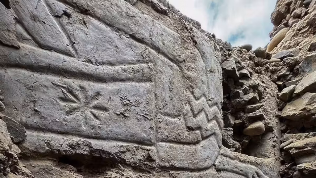 Une fresque vieille de 3 000 ans dévoile les secrets d’un temple au Pérou
