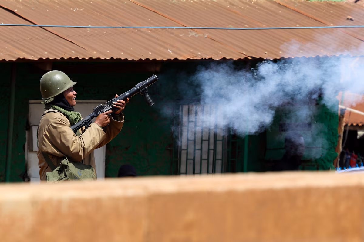 Violences à Nairobi : la police kényane ouvre le feu sur des manifestants lors de la « Marche du peuple »