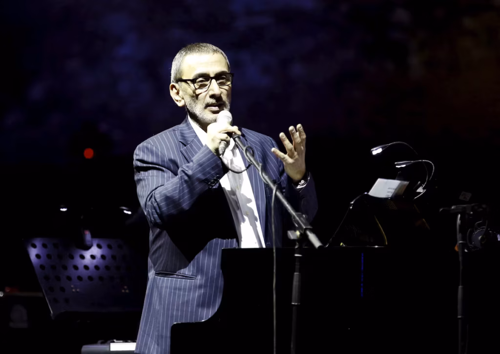 Ziad Rahbani, monument de la musique libanaise et voix critique du Liban, s’éteint à 69 ans