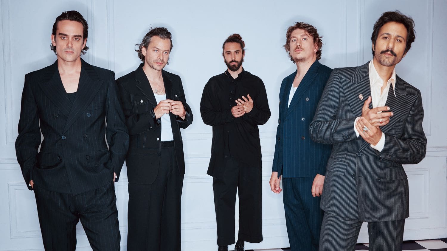 Feu! Chatterton annonce un nouvel album pour la rentrée