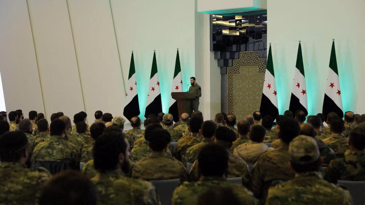 Washington retire Hay’at Tahrir al-Sham de la liste noire : vers un nouveau tournant en Syrie