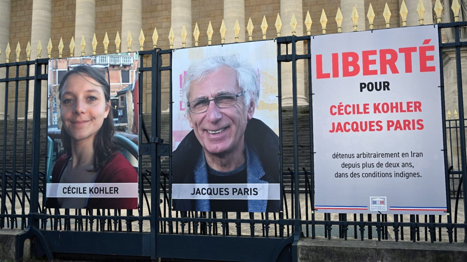 Une communication fragile et une confiance limitée