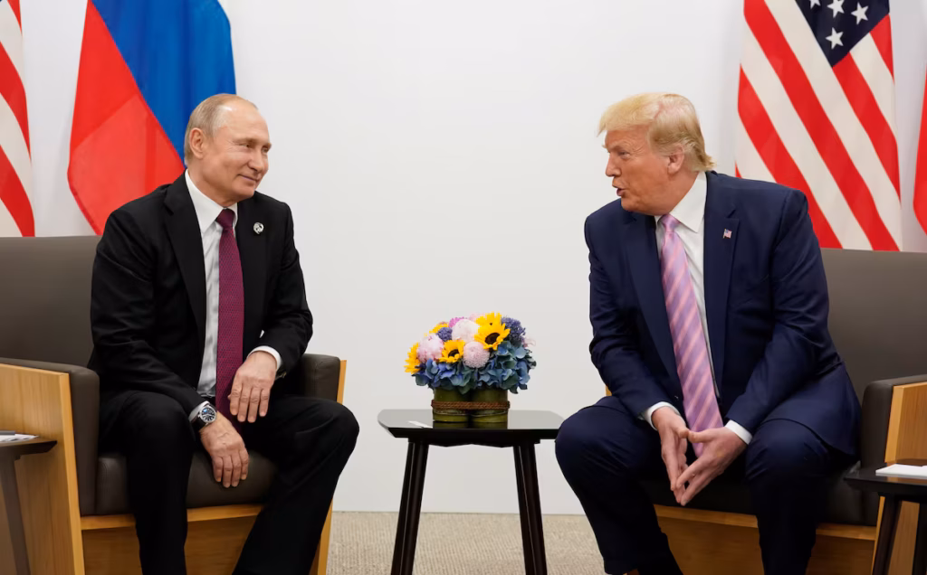 Trump met la Russie en demeure : des sanctions douanières dans dix jours si la guerre en Ukraine persiste