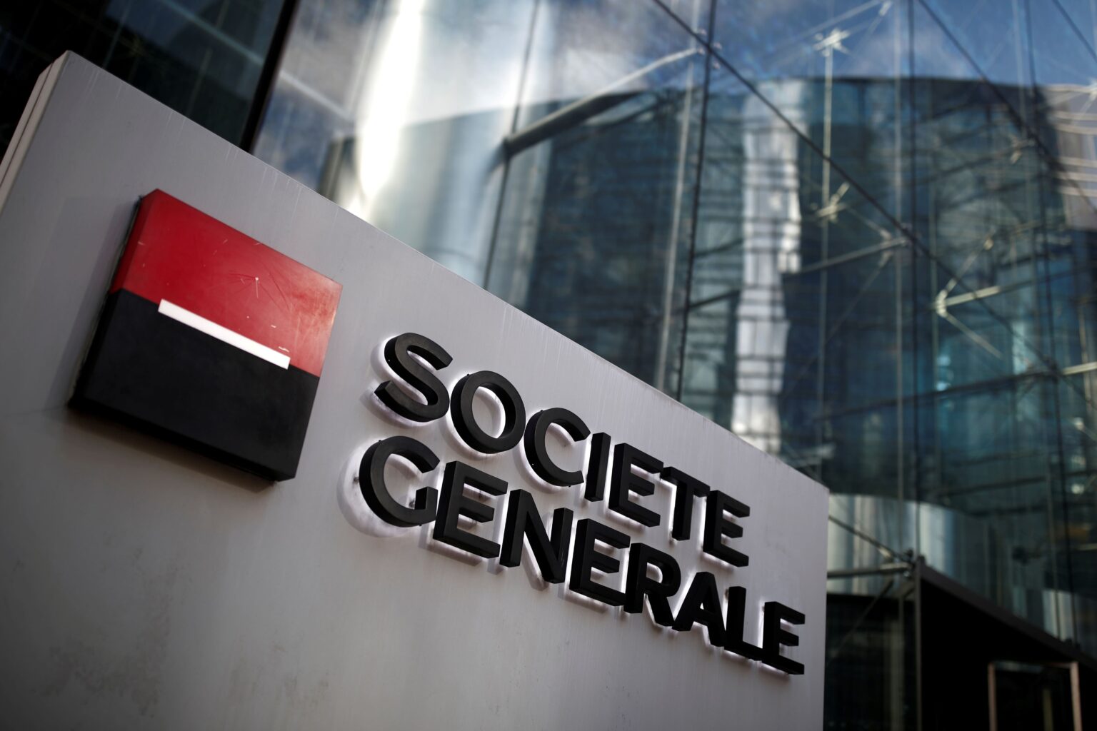 Société Générale : portée par la confiance des marchés, la banque accélère en Bourse