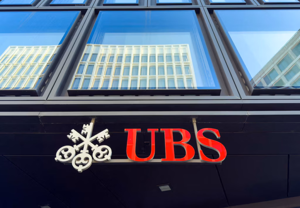 UBS solde son litige en France avec un chèque de 835 millions d’euros @AP
