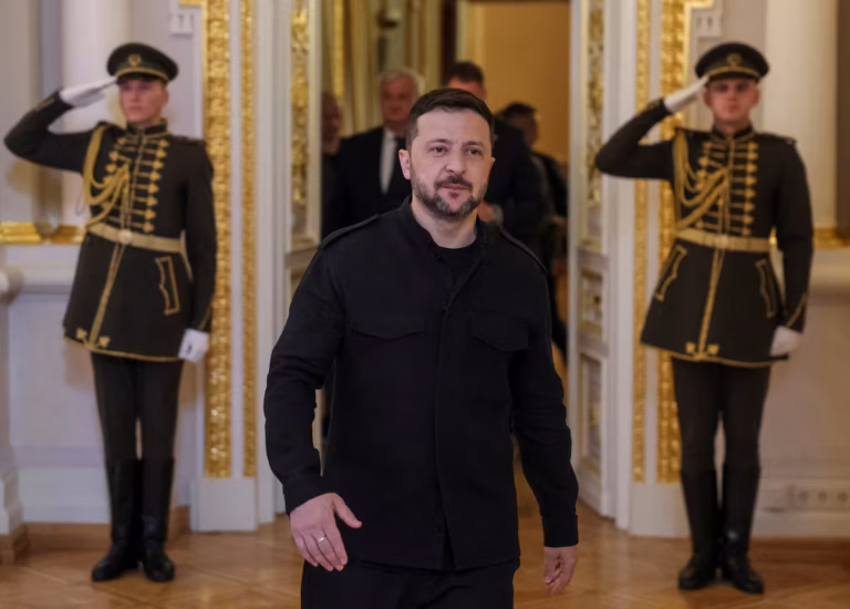 Kiev dénonce des expulsions forcées vers la Géorgie : des Ukrainiens bloqués à la frontière sans papiers