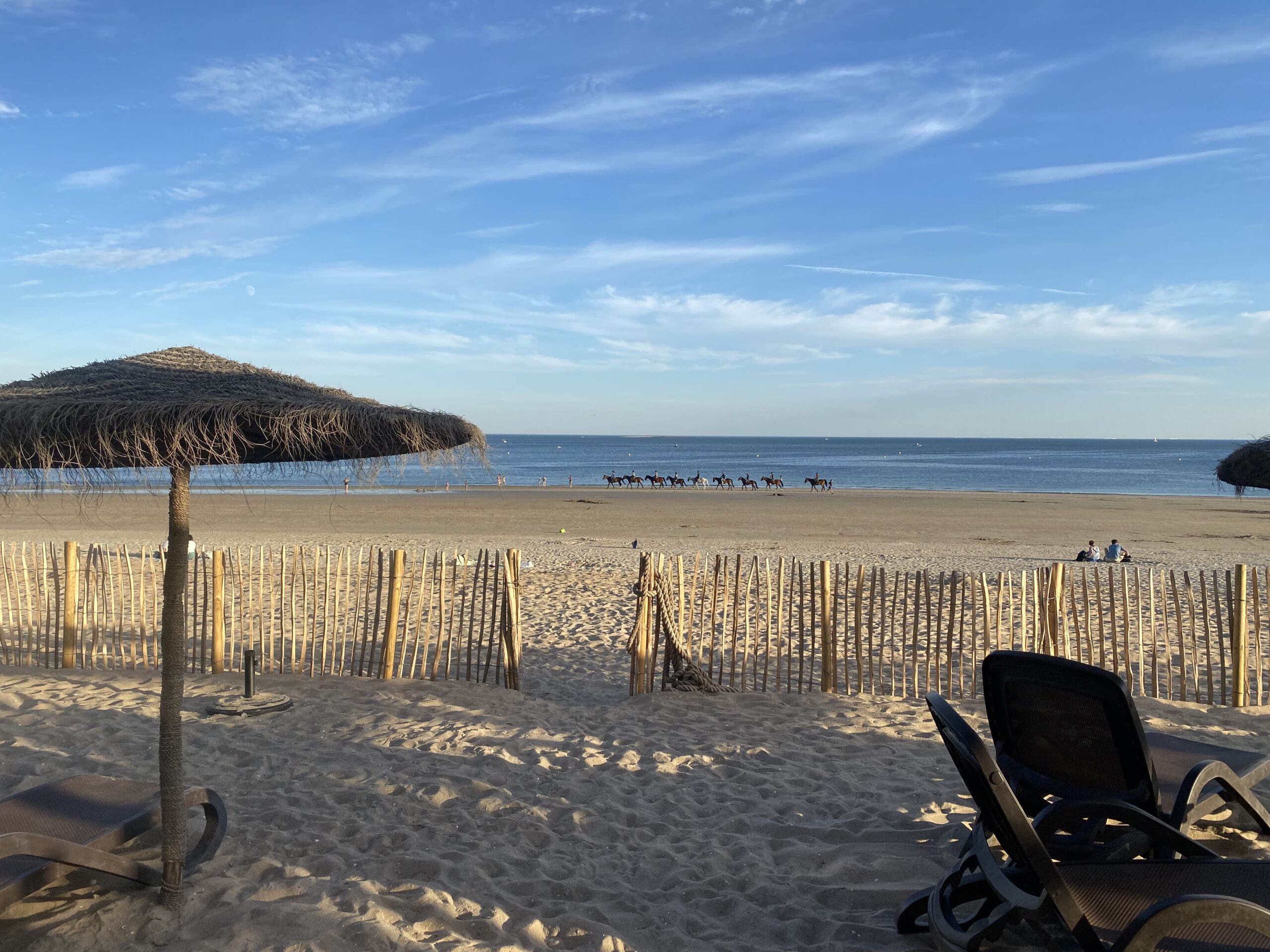DOSSIER SPÉCIAL ÉTÉ – L’histoire des plages de France. Épisode 15 : La Baule, la plus grande plage d’europe