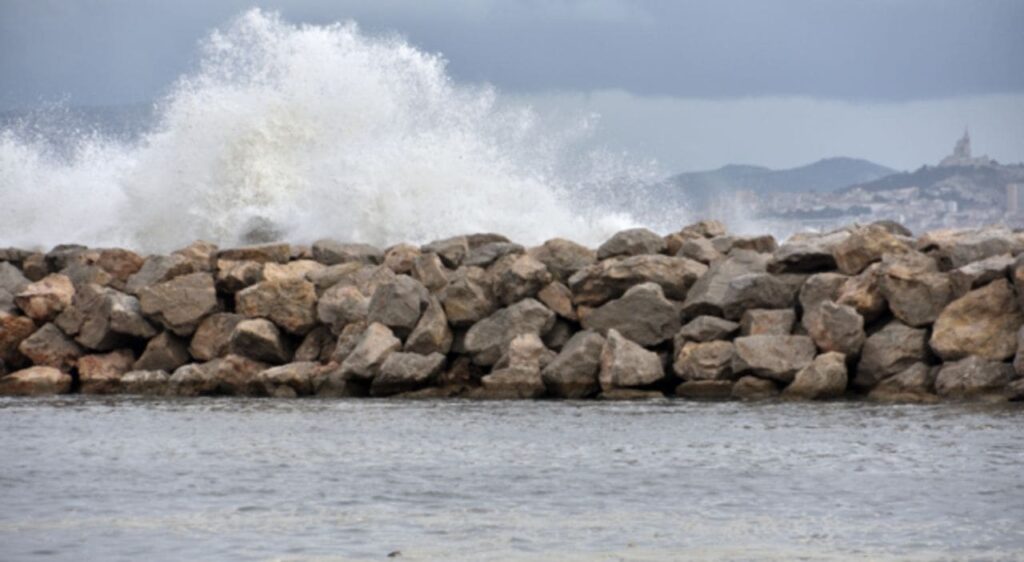 Météo du samedi 2 août : vent fort en Méditerranée, soleil à l’ouest, grisaille au nord-est
