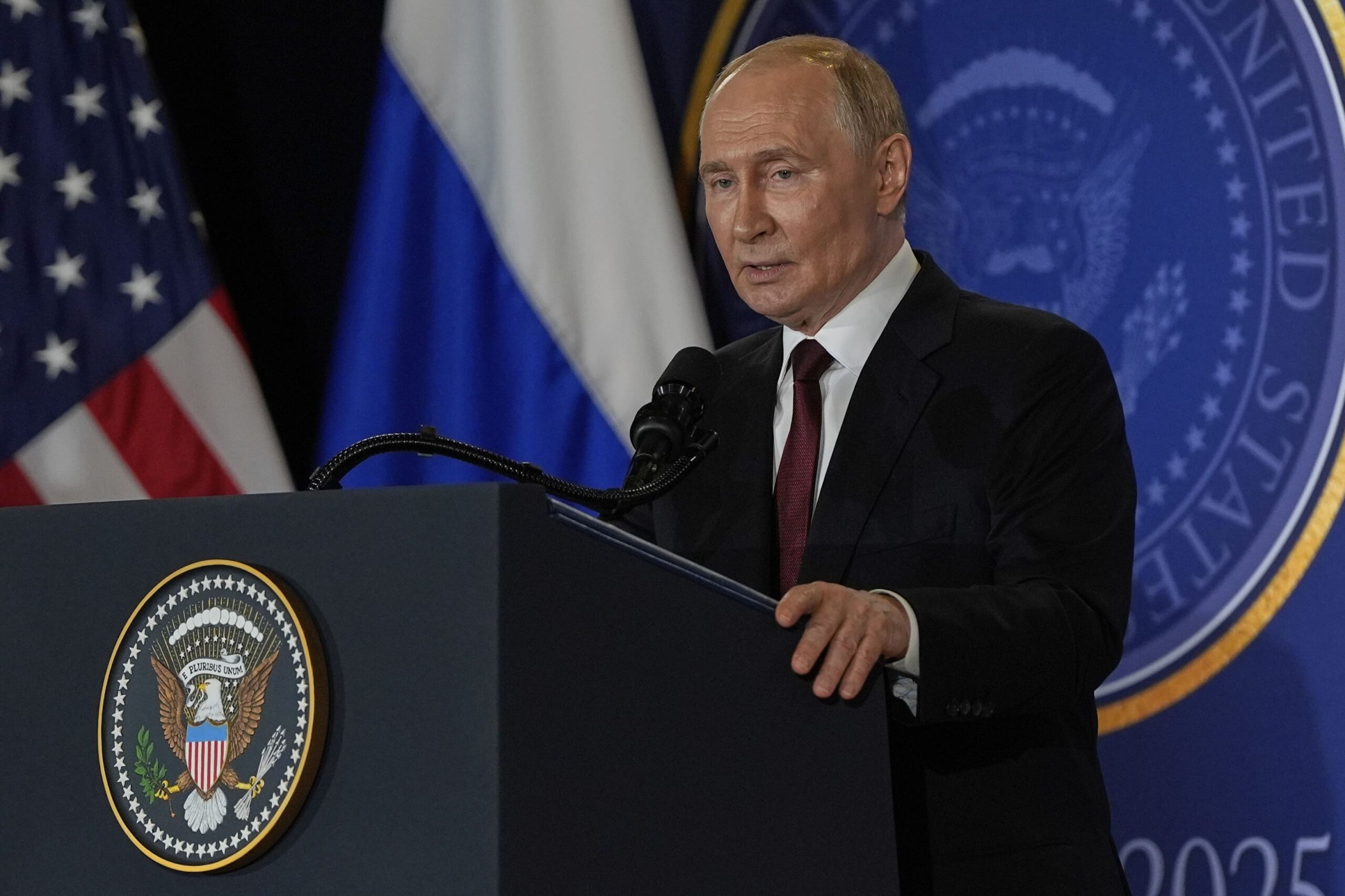 Reportage Photo – Images Fortes De La Conférence De Presse Trump-Poutine En Alaska Ap Photo/Julia Demaree Nikhinson