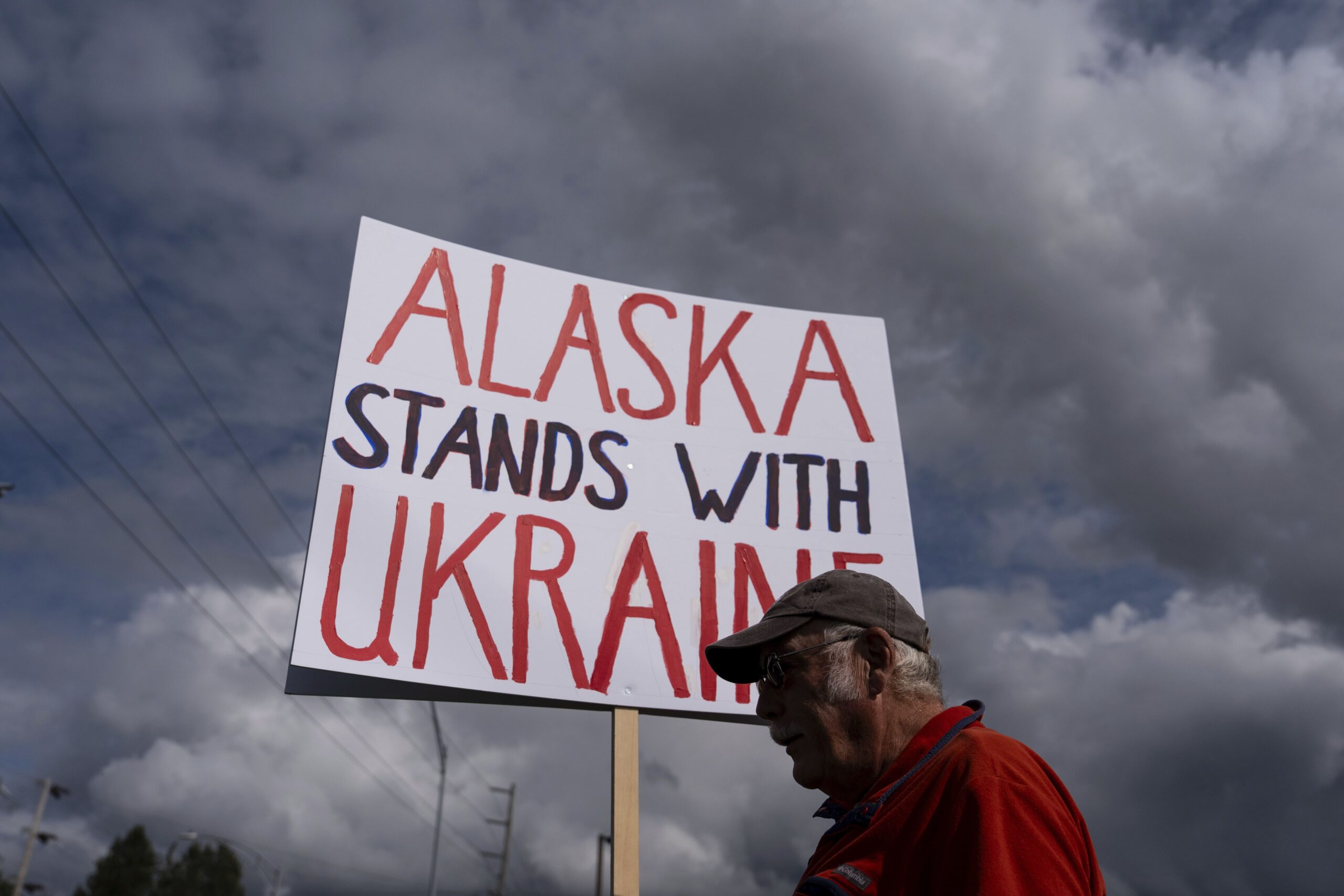Reportage Photo – L’arrivée De Poutine Et De Trump En Alaska Pour Leur Rencontre Ap Photo/Jae C. Hong
