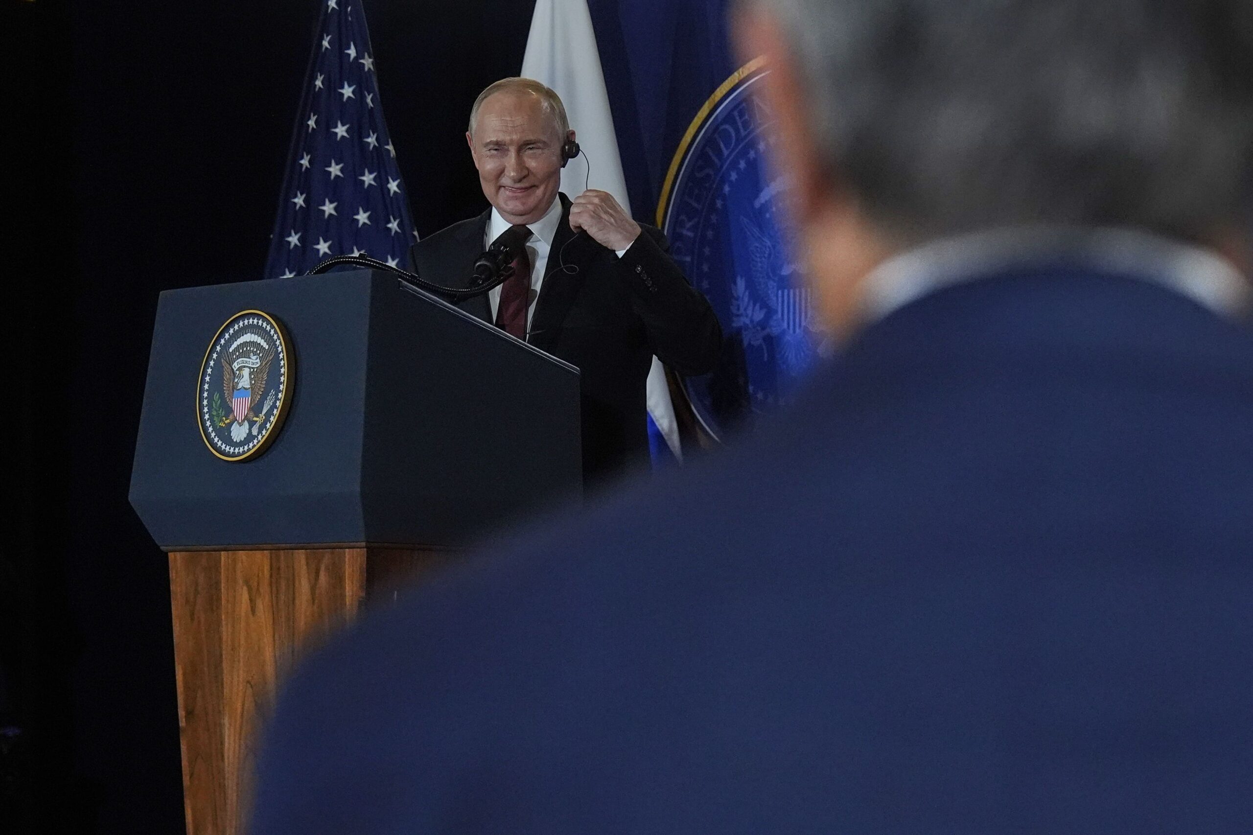 Reportage Photo – Images Fortes De La Conférence De Presse Trump-Poutine En Alaska Ap Photo/Julia Demaree Nikhinson