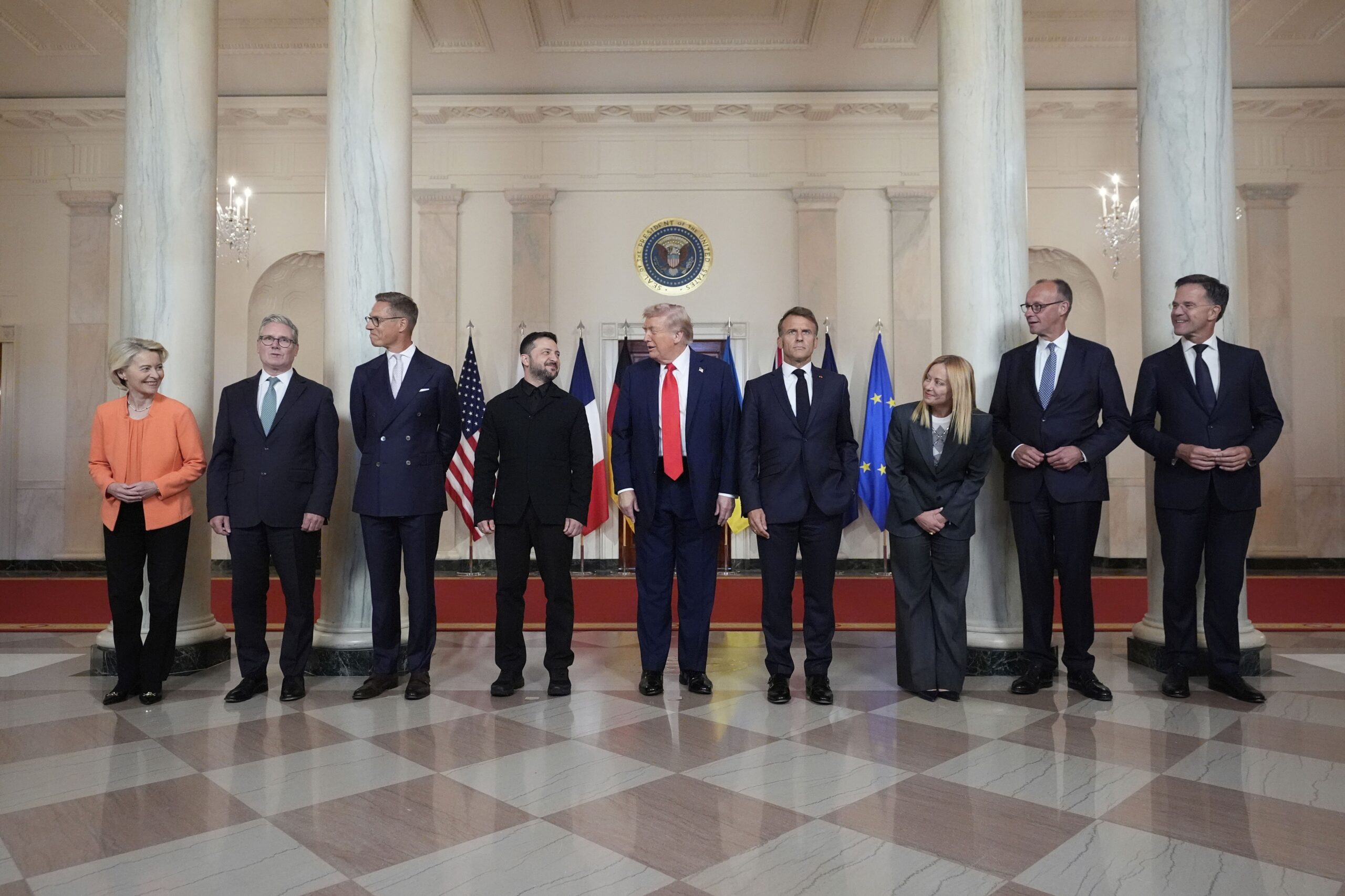 Reportage Photo – Trump, Zelensky Et Les Dirigeants Européens Réunis À La Maison-Blanche Pour Une Photo Historique Ap Photo/Alex Brandon
