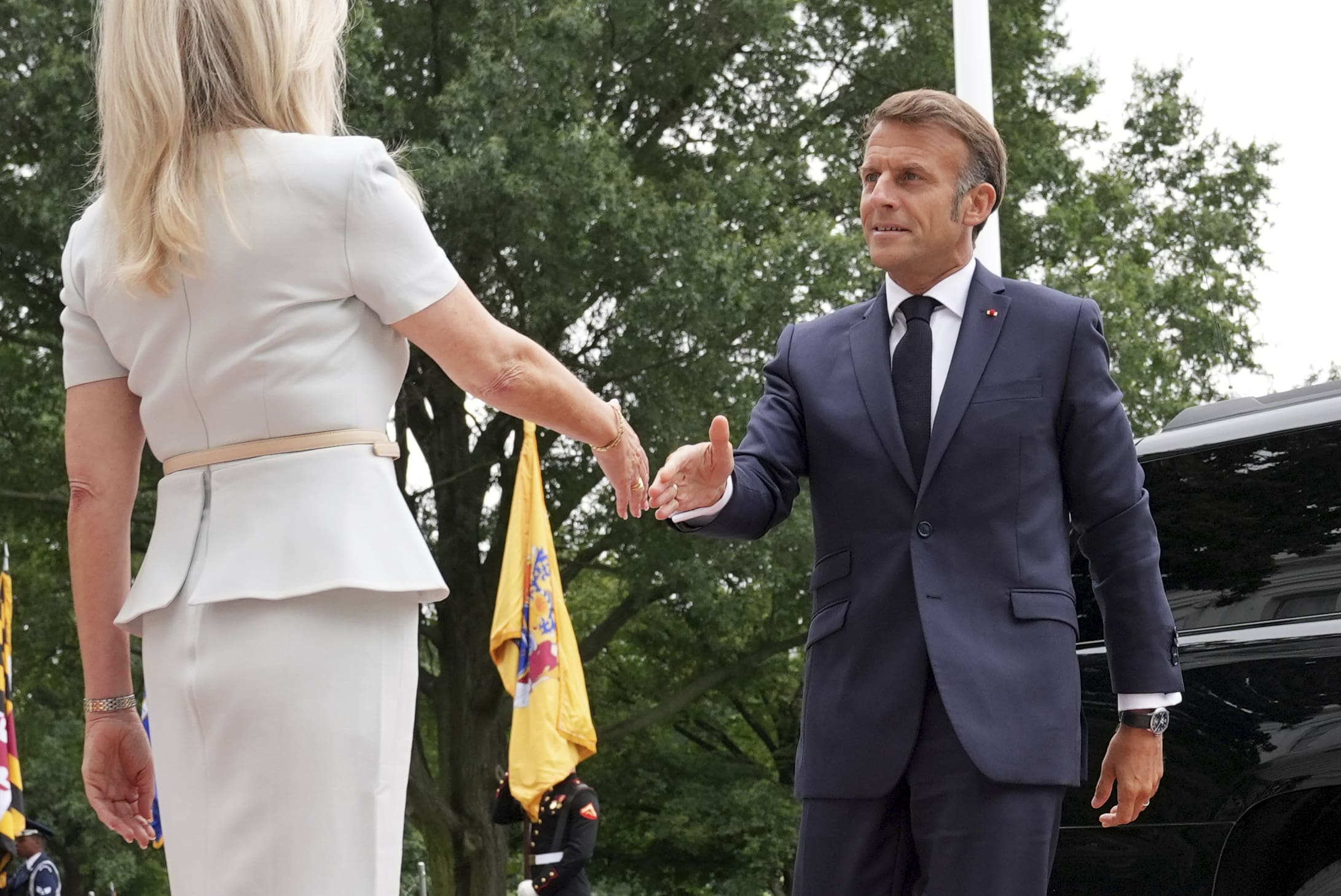 Reportage Photo – Emmanuel Macron Accueilli À La Maison Blanche Avant Le Déjeuner Des Européens Ap Photo/Jacquelyn Martin