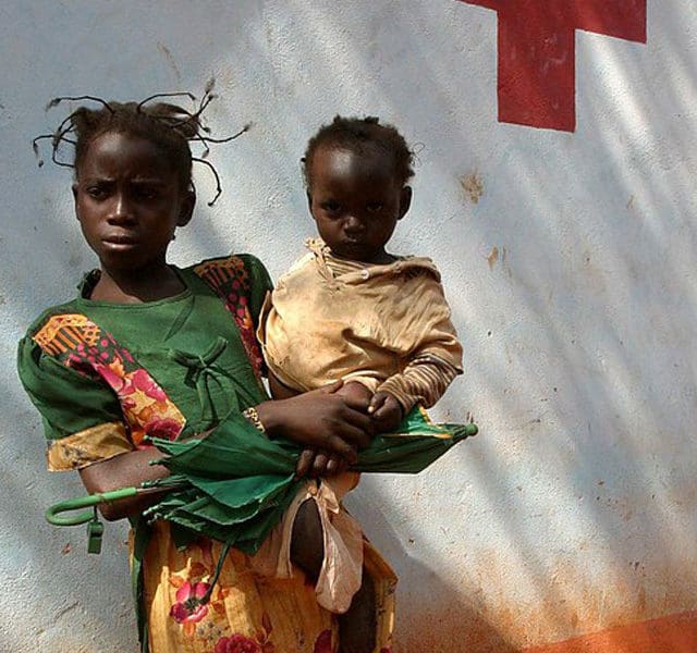 Alerte humanitaire - quatre pays africains risquent de manquer de nourriture thérapeutique pour enfants @diego delso