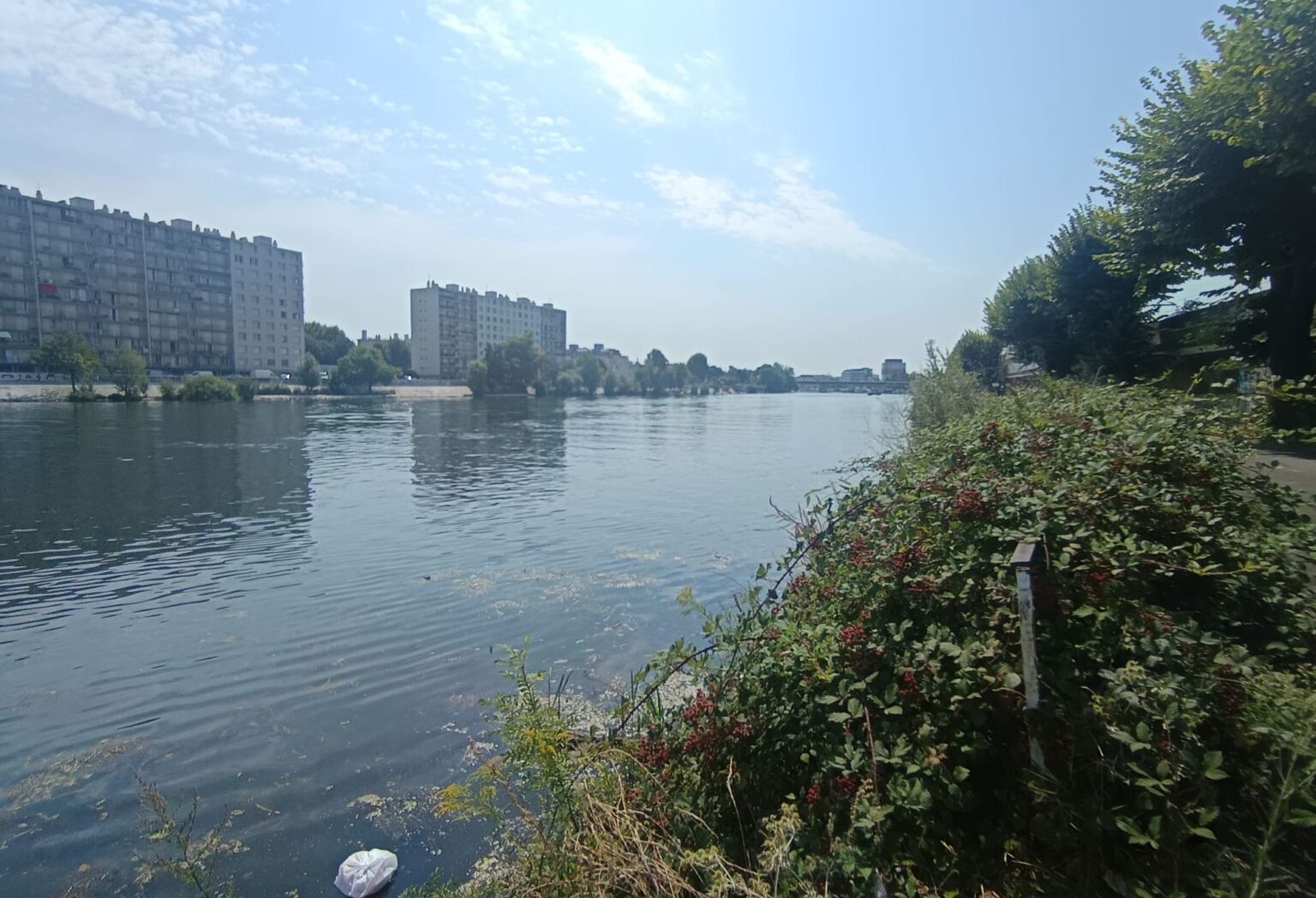 Cadavres de Choisy-le-Roi : le suspect principal désormais visé pour quatre meurtres