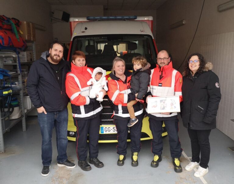 Calvados : un chef des pompiers sauve un enfant et deux femmes de la noyade à Villers-sur-Mer