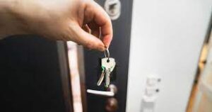 Cancale : leur maison jugée insalubre, deux frères expulsés malgré leur propriété — photo
