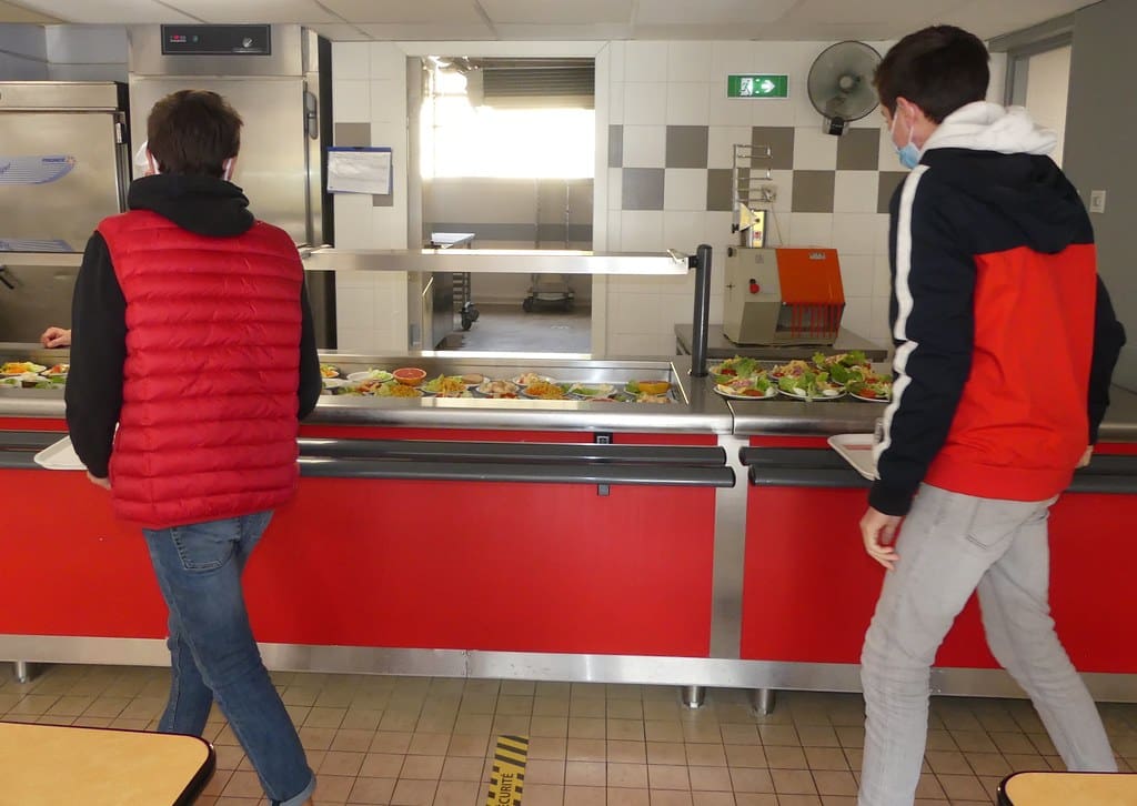 Cantines scolaires - huit grandes villes bannissent le thon contaminé au mercure @flickr