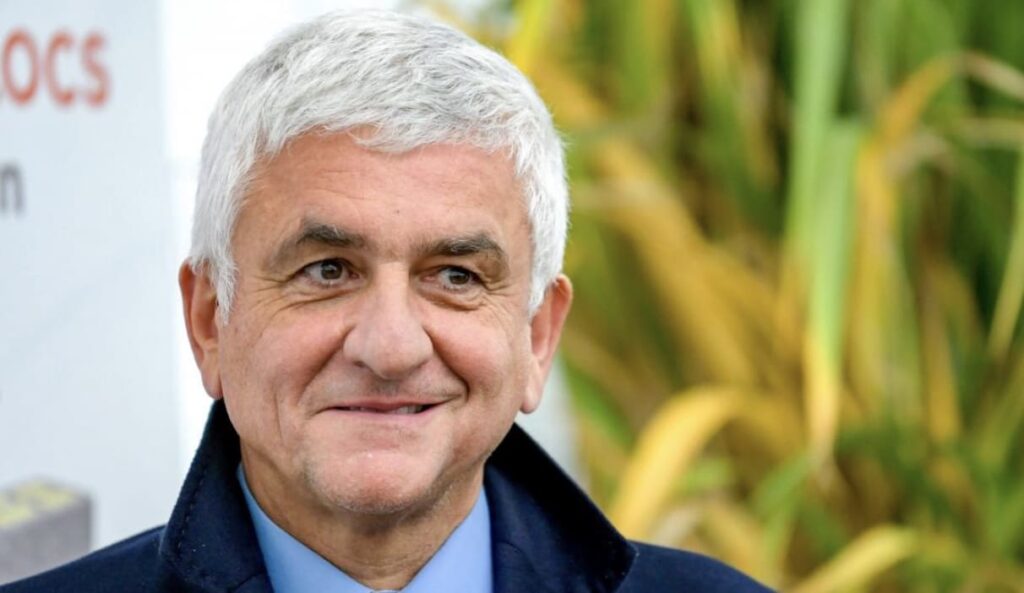 Hervé Morin appelle Macron à démissionner… après avoir voté pour lui en 2017 et 2022