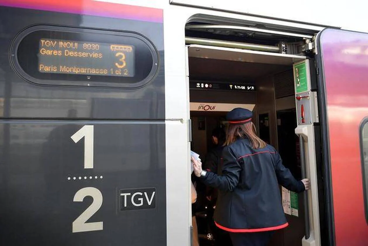 Contrôle sous tension dans un TGV Paris-Dijon : un passager ivre insultant bientôt jugé