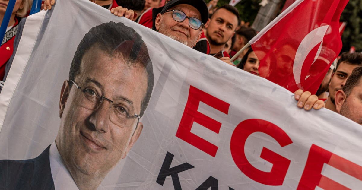 En Turquie, une maire de l’opposition rejoint le parti d’Erdogan en pleine vague de répression
