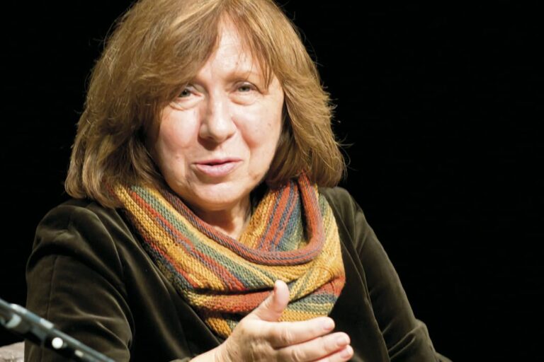 Gabrielle de Tournemire récompensée par le Prix “Envoyé par La Poste” 2025 pour son premier roman @Elke Wetzig