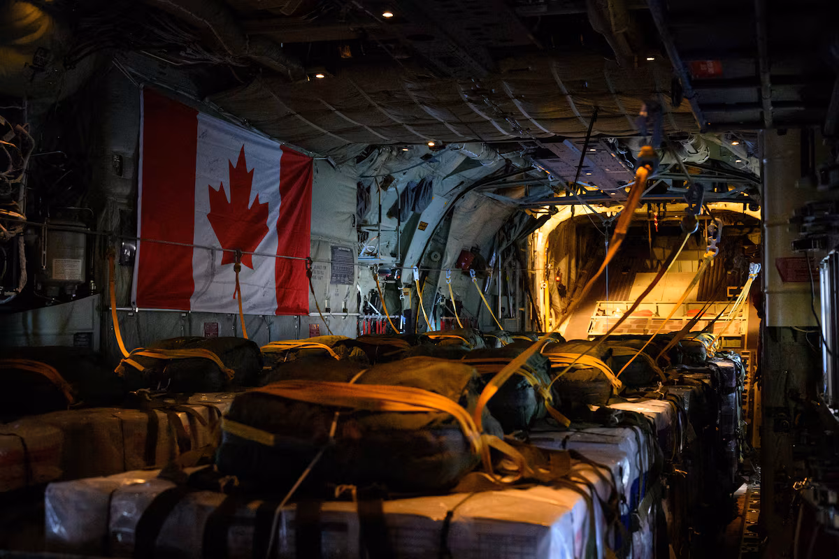 Gaza : le Canada largue de l’aide humanitaire et accuse Israël de violer le droit international