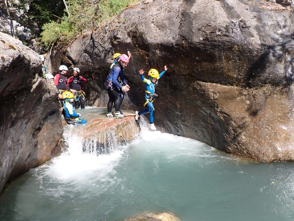 Hautes-Alpes : un encadrant de canyoning se noie dans le Fournel
