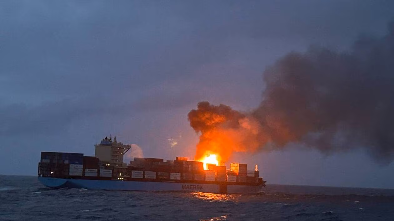 Incendie à bord d’un porte-conteneurs Maersk au large du Libéria