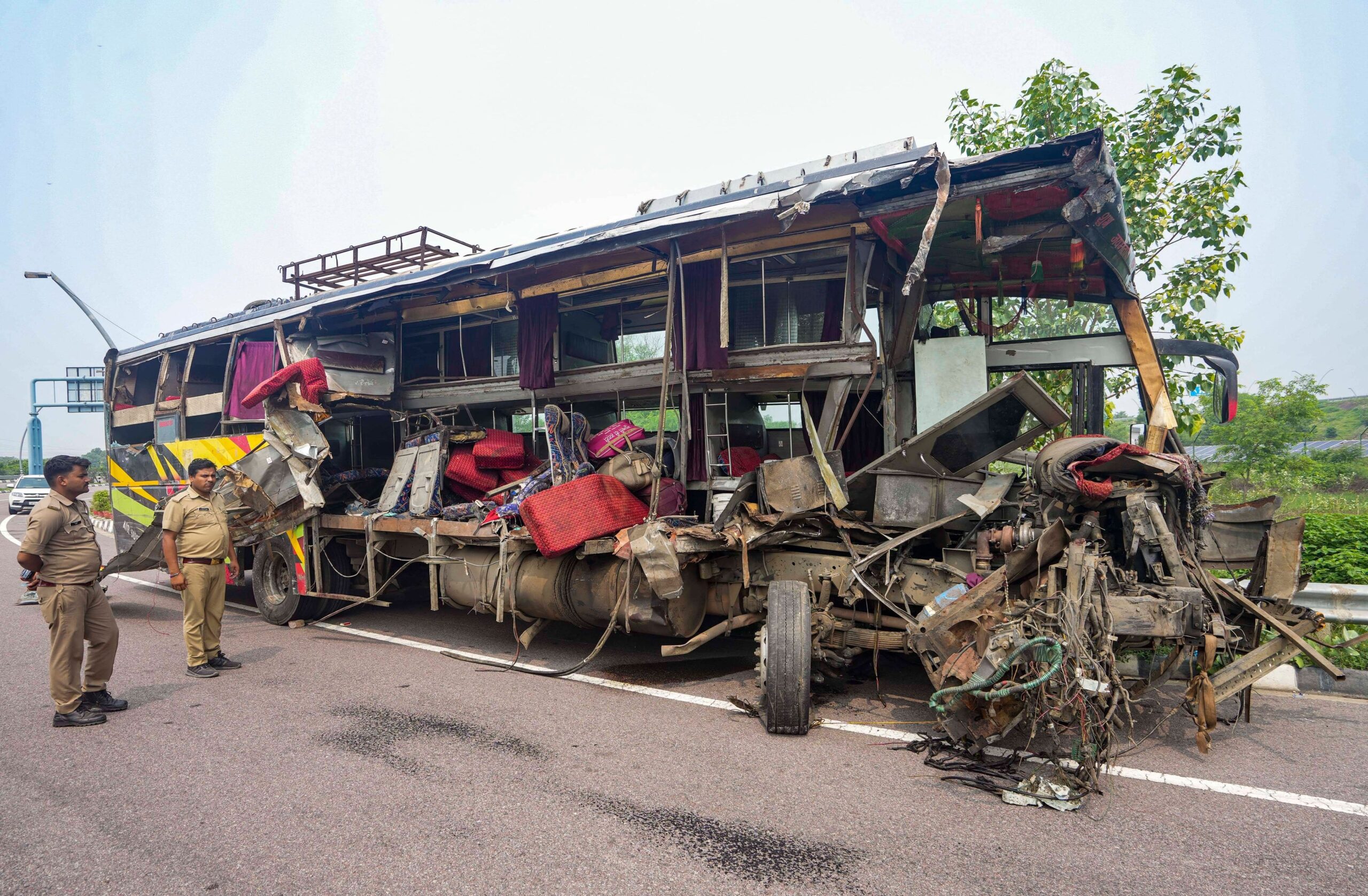 Inde : un accident entre un camion et un tracteur fait huit morts et des dizaines de blessés