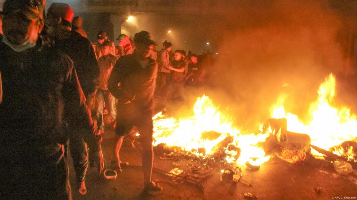 Indonésie - un civil tué par la police provoque des manifestations, premier test pour le président Prabowo @AP