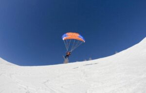 Isère : une touriste allemande se tue dans un accident de speed-riding aux Deux Alpes