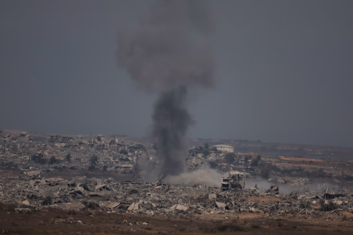 Israël intensifie ses frappes sur Gaza : 123 morts en une journée, le Hamas négocie en Égypte