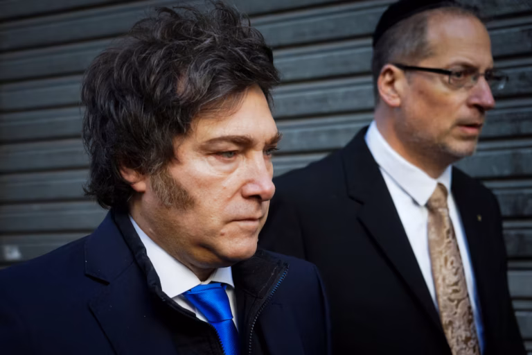 Javier Milei bloque une hausse des retraites en invoquant la rigueur budgétaire