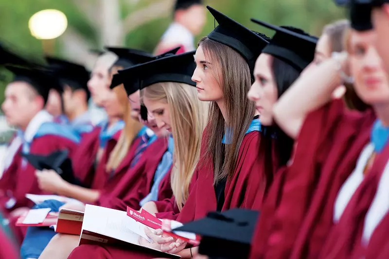 L'Australie annule 10 milliards de dollars de prêts étudiants pour soulager le coût de la vie