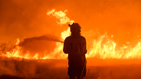 Espagne : des incendies de forêt forcent la fermeture d’un tronçon du chemin de Compostelle