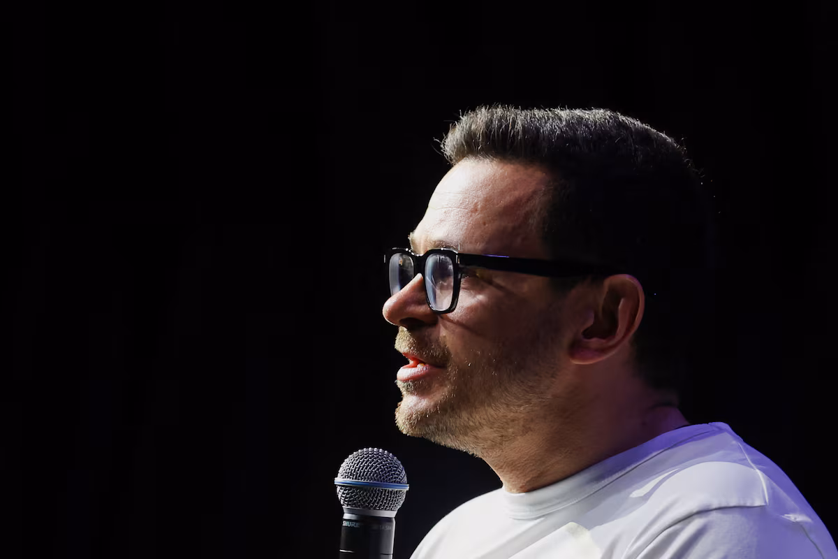 « L’Ukraine protège l’Europe » : le dissident russe Ilya Yashin appelle à une prise de conscience continentale