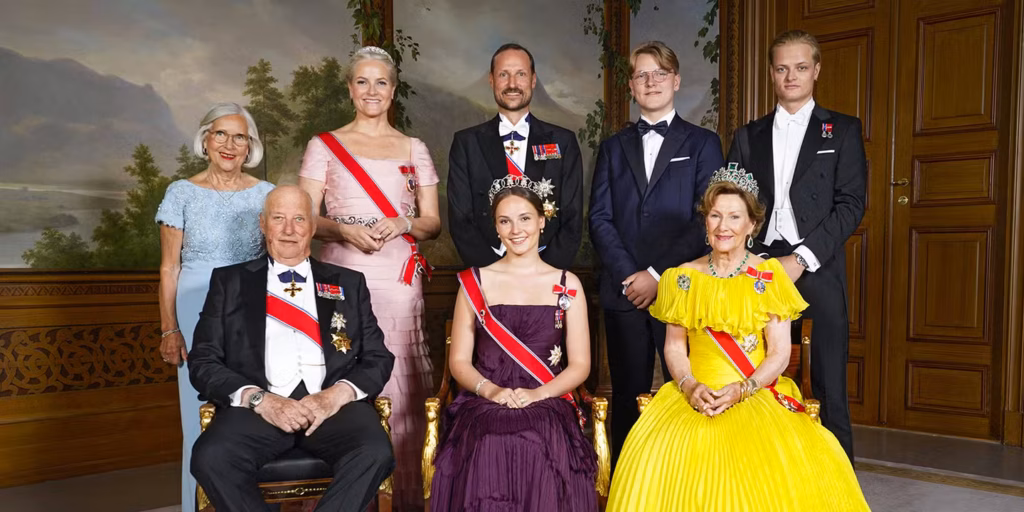 Norvège : la famille royale maintiendra ses fonctions officielles malgré le procès pour viol du beau-fils du prince héritier