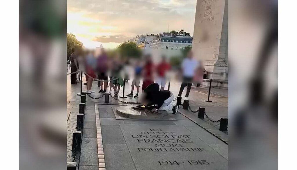 Paris : la cigarette allumée sur la flamme du Soldat inconnu, jugement aujourd’hui