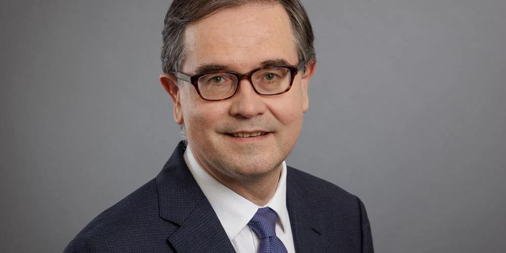 Renault : François Provost fixe le cap après Luca de Meo