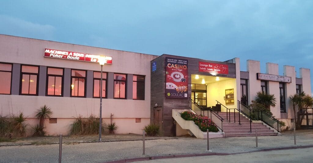 Soulac-sur-Mer : le casino conteste sa fermeture en pleine saison