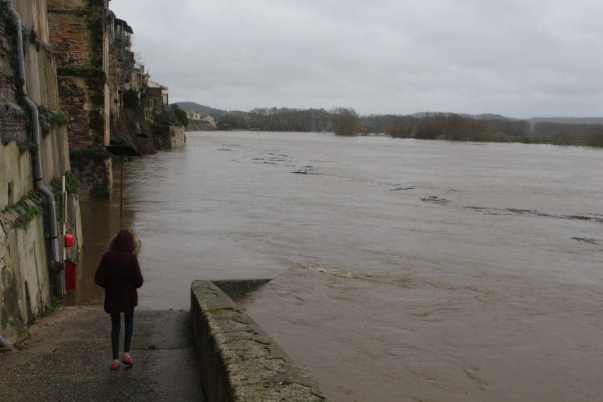Tonneins : 250 litres de désherbant déversés, la Garonne en alerte