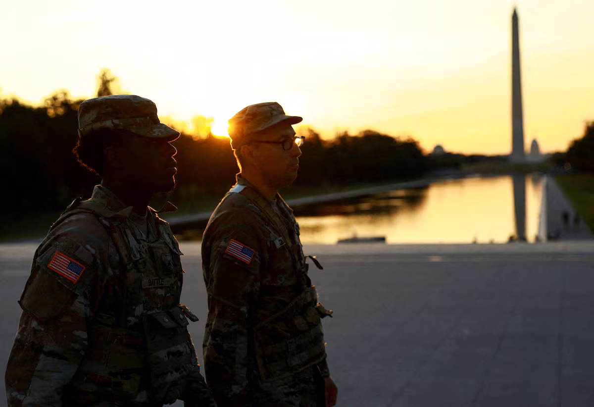 Un employé du ministère américain de la Justice accusé d’avoir agressé un agent fédéral avec un sandwich